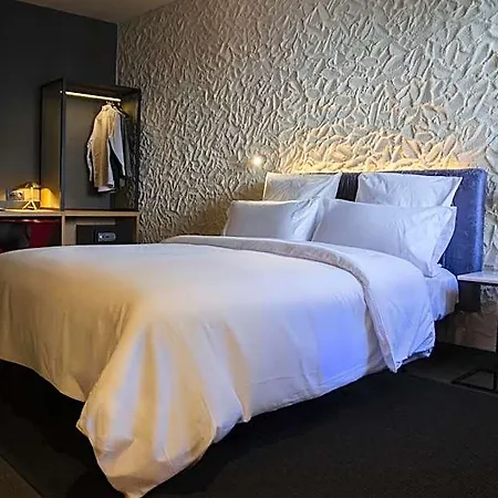 Hotel Letoh Letoh